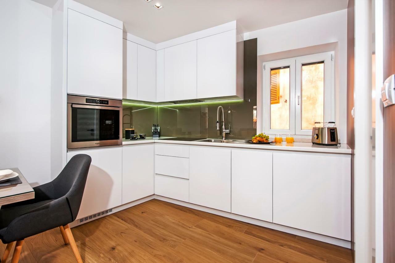 Apartments Vincero Rovinj Luaran gambar